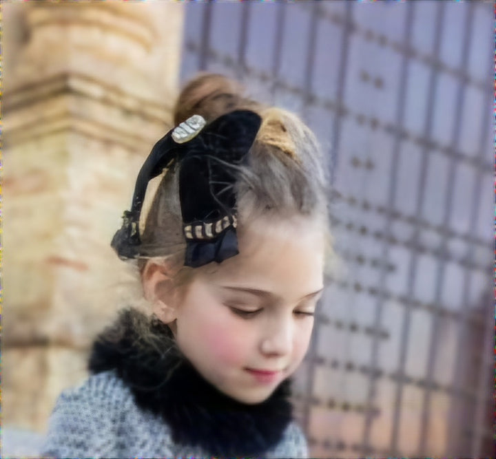 AW24 Naxos Girls Black Velour Hair Clip Bow