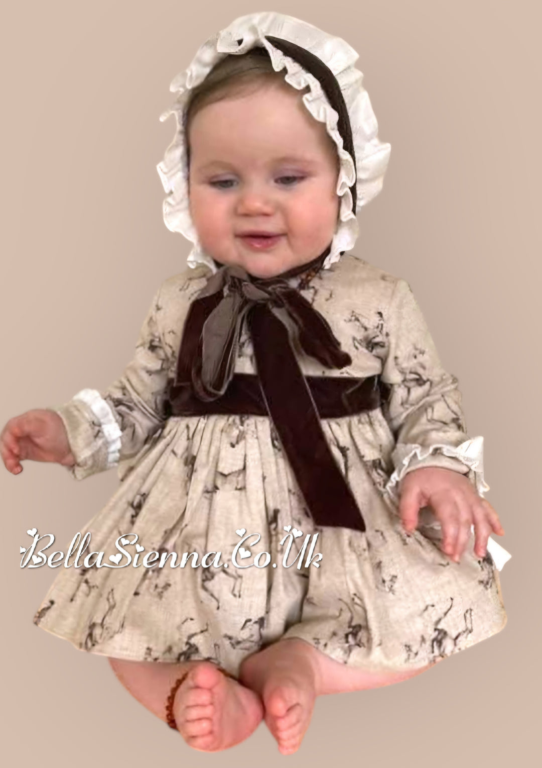 La Marquesita Real Jesusito Paseo De Otono- Dress, Pants & Bonnet Set