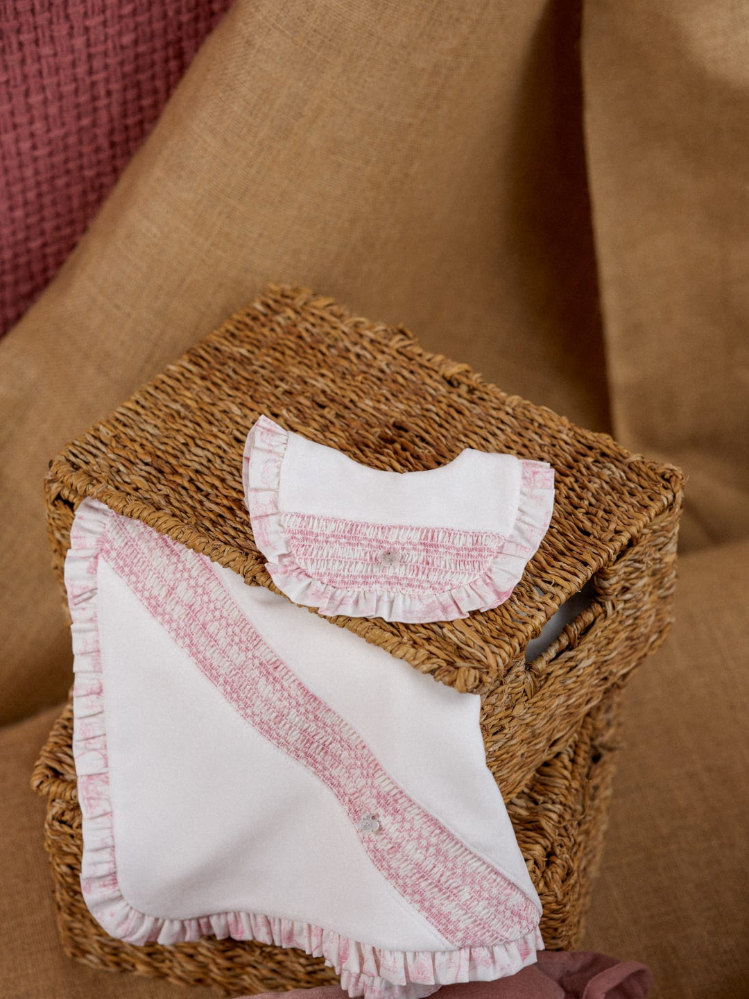 Deolinda "ROMERA" Baby Girls White & Pink Velour Smocked Blanket - DBI25M13