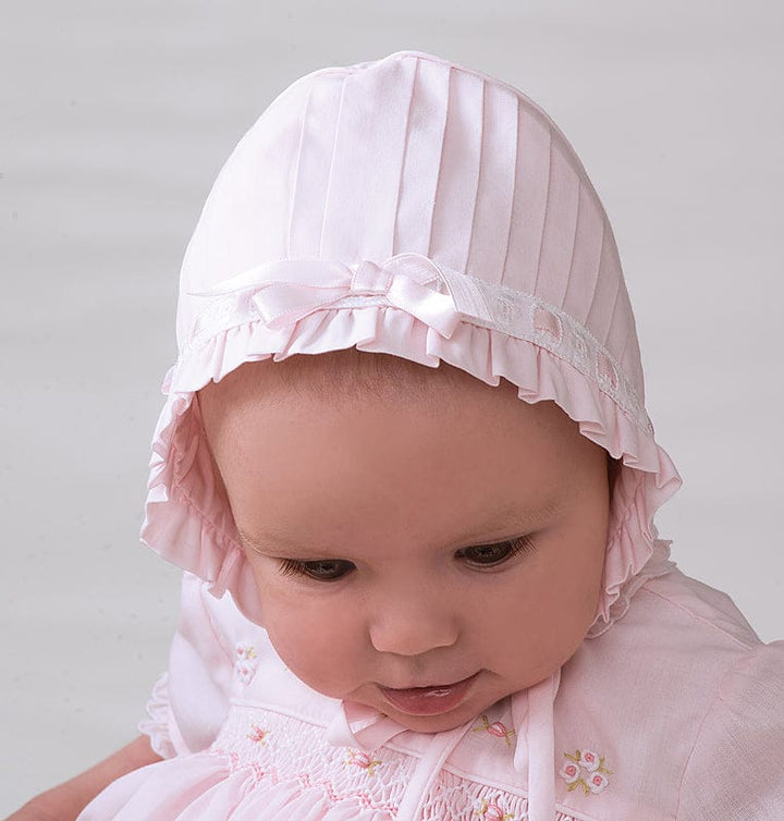 Sarah Louise White Pleated Bonnet - 003625