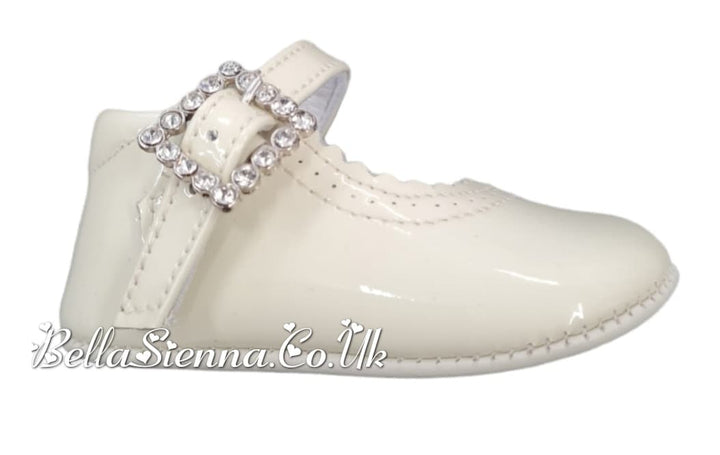 Pretty Originals Ivory Patent Leather Pram Shoes With Diamate Buckle - UE02191A