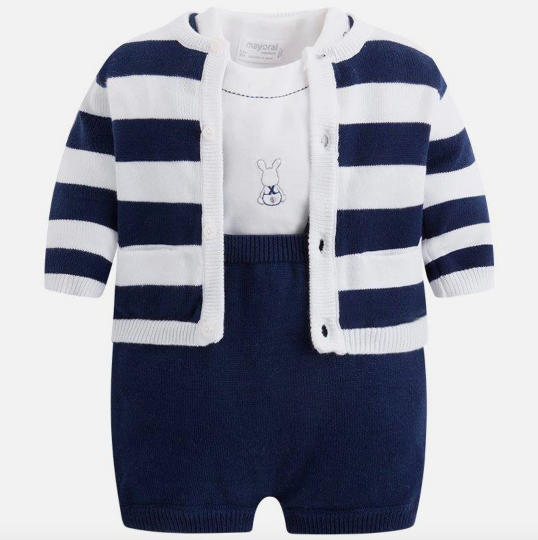 End-of-Summer Children's Wardrobe: 6 Essential Items to Consider