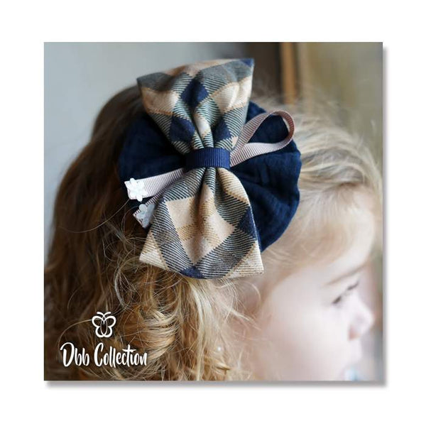 Dbb Collection Navy Blue & Camel Hair Clip - 17091
