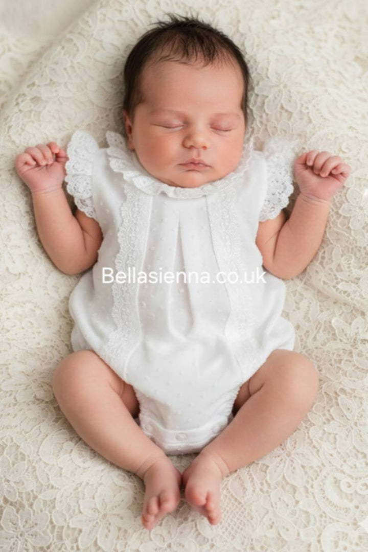 Mac ilusion Baby Girls White Romper With Lace 7753