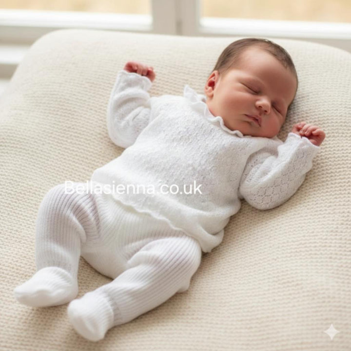 Mac ilusion Newborn Baby Unisex Outfit Comes Gift Boxed 8015 White