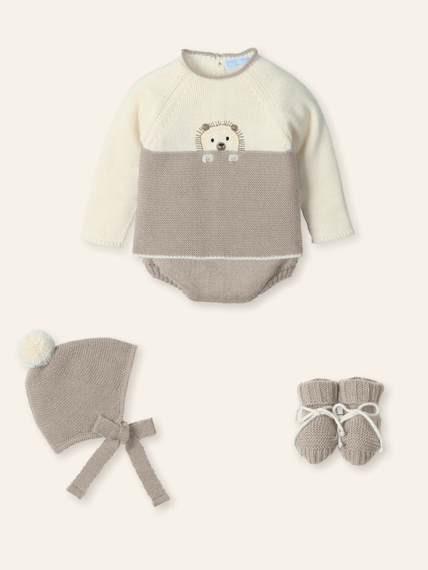 Mac ilusion Baby Boys Four Piece Ivory & Beige "Hedgehog" Set - 9835 - NUEZ