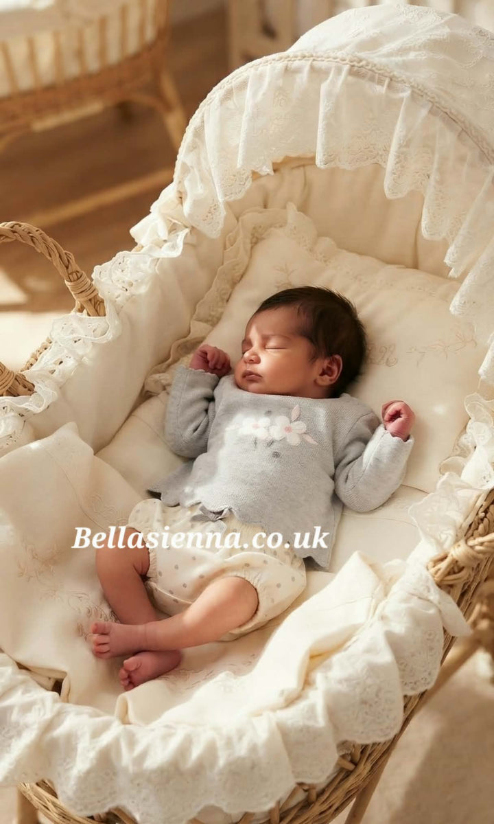Mayoral ECOFRIENDS set of top and shorts for newborn girl 2224