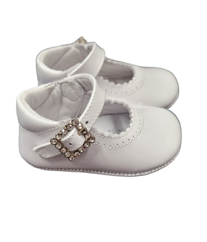 Pretty Originals White Patent Leather Mary Jane Pram Shoes With Diamante Buckle - UE02191A