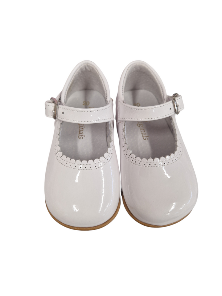 Pretty Originals White Patent Leather Mary Jane Shoes - UE1709