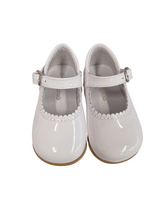 Pretty Originals White Patent Leather Mary Jane Shoes - UE1709