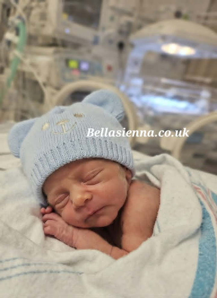 Premature Baby Boys Blue Knitted Teddy Bear Hat