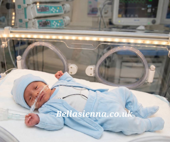 Premature Babies Blue And White Hospital Four Piece Set