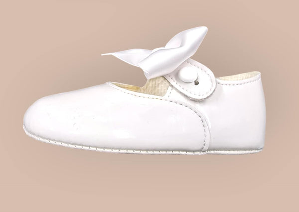 Baypods Baby White Patent Pram Bow Shoes
