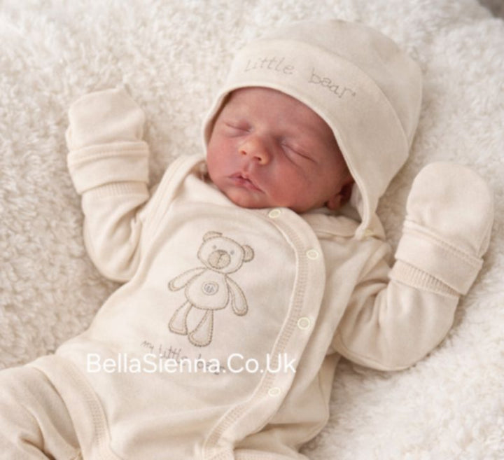 Sofia 100% Complete 4 Piece set "ORGANICZNEJ"  Bodysuit, Half Sleepsuit, Hat & Mittens