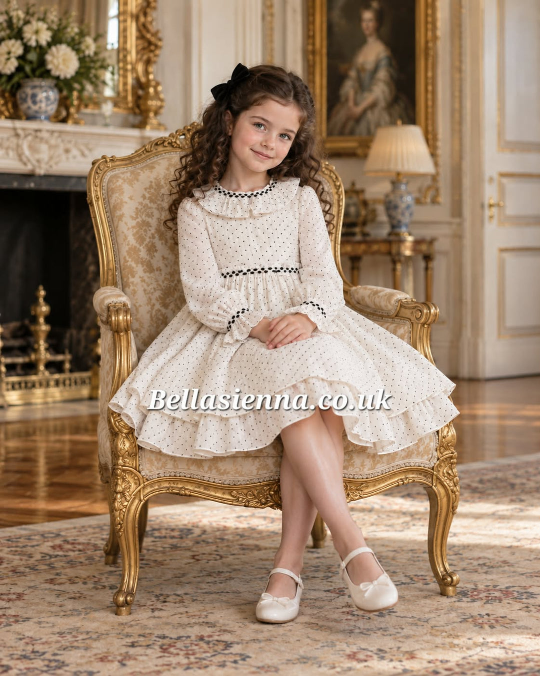 Dbb Collection White Dress With Black Detail  - 17502