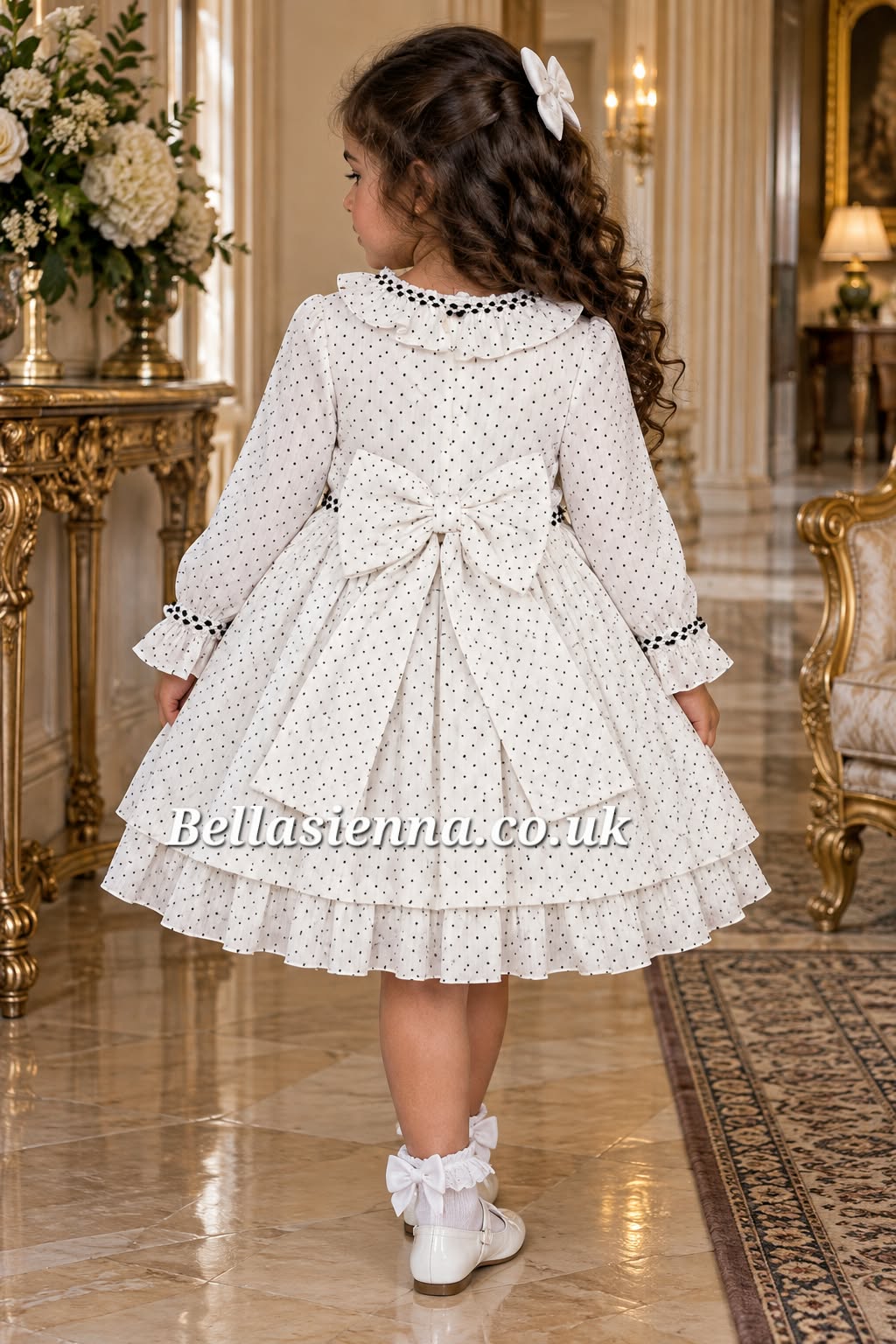 Dbb Collection White Dress With Black Detail  - 17502