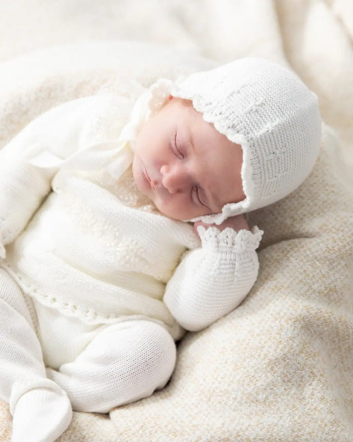 Mac ilusion Baby Girls Three Piece Ivory Knitted Set With Ivory Lace - 9820 - Crudo