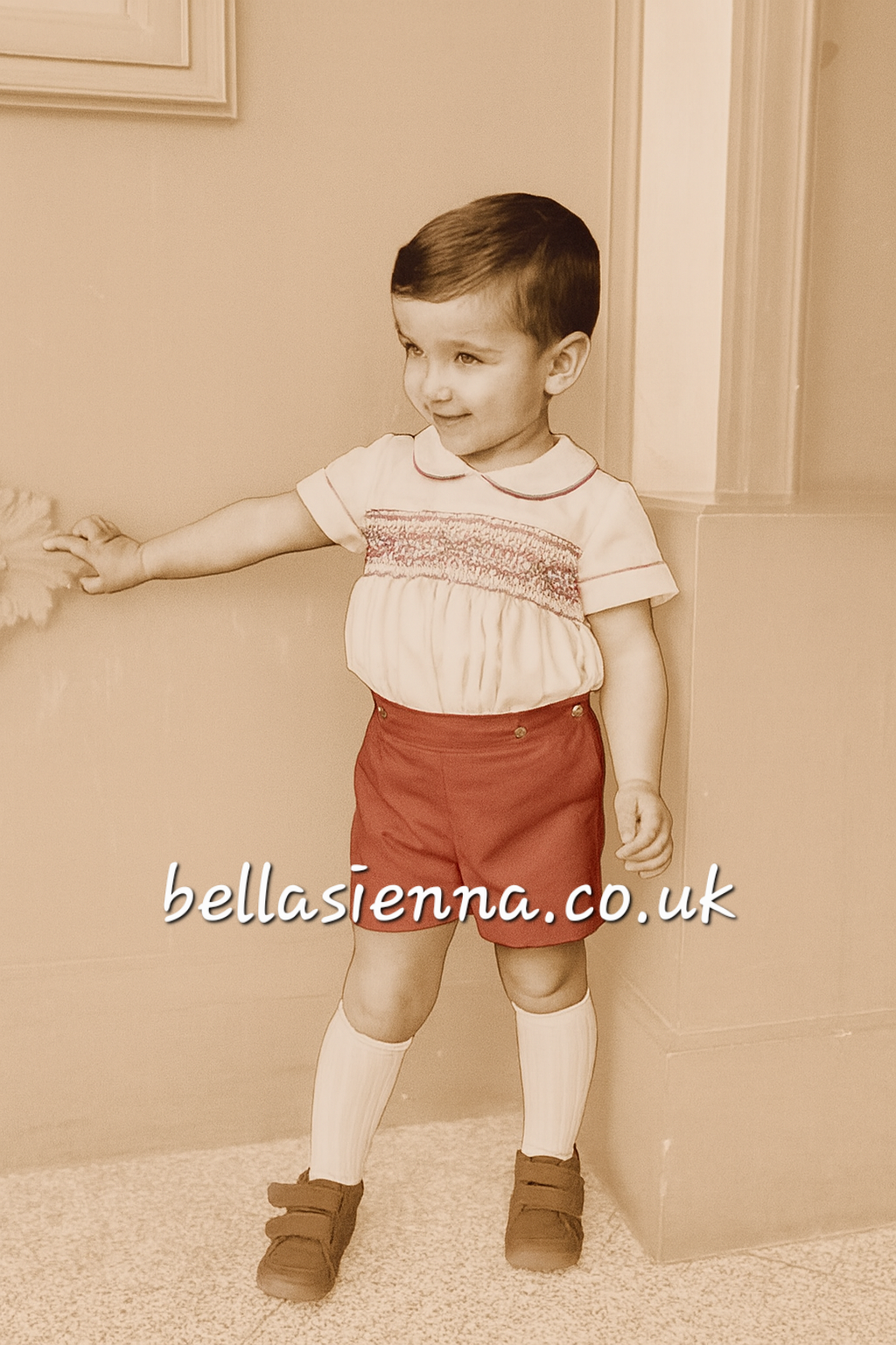 Naxos Ivory & Red Hand Smocked Boys Two Piece Outfit - 7610