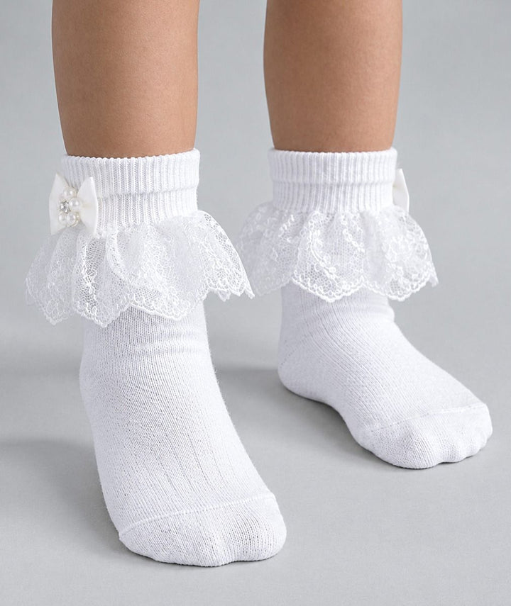"Samantha" White Filly Ankle Socks