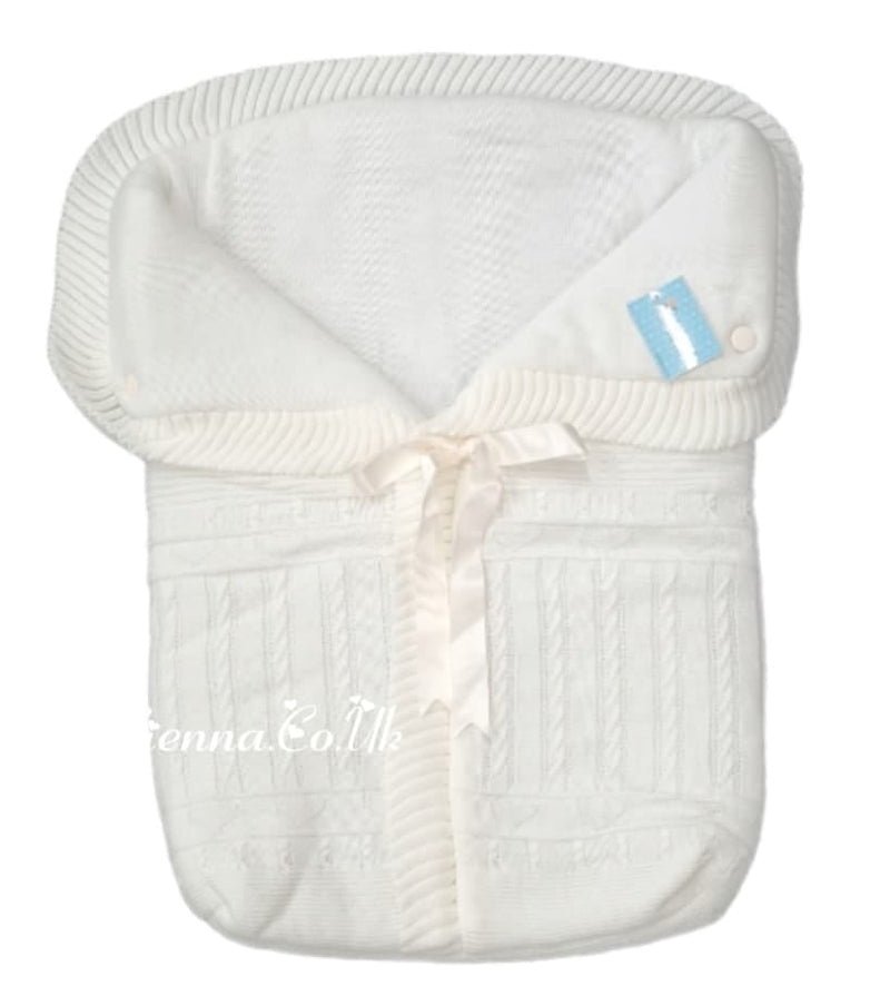 Ivory Knitted Baby Snug Nest