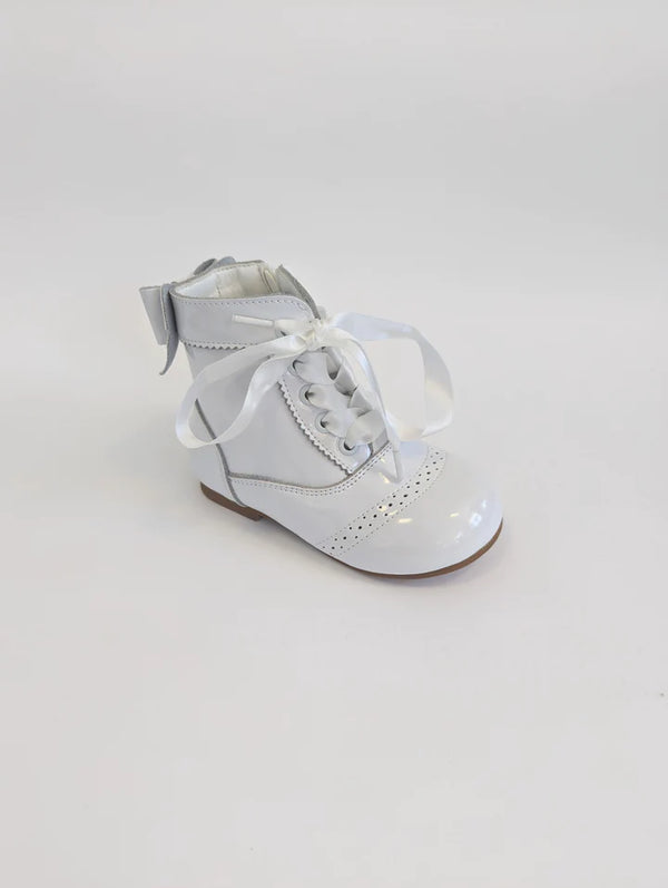 Beau Kid White Patent Leather Boots - Daisy