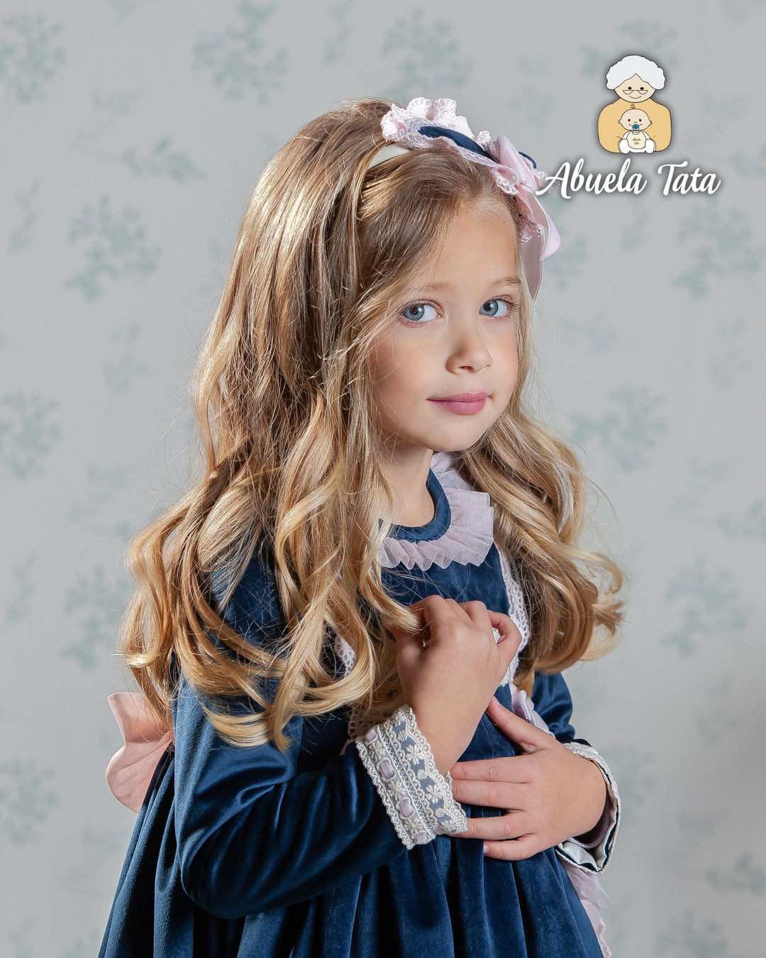 Abuela Tata Navy Blue Velvet Dress With Pink Bows - 2503332