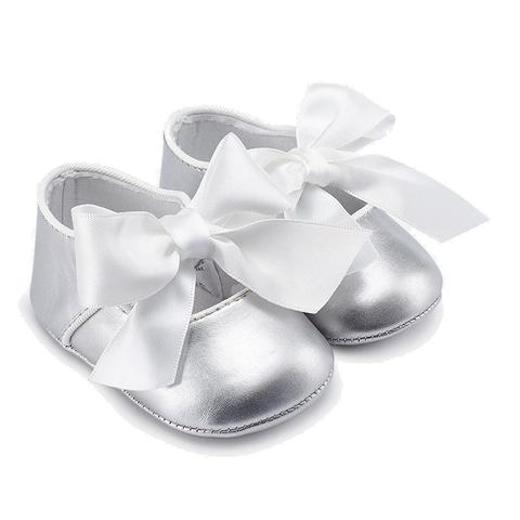 Mayoral Silver/Grey Mary Jane prams shoes with cream tie satin bow.