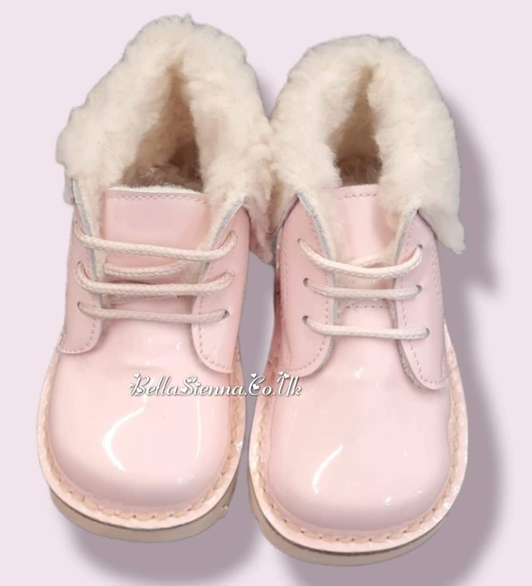 Pretty Originals Pink Patent Leather Boots With Ivory Faux Furr Trim - UP418