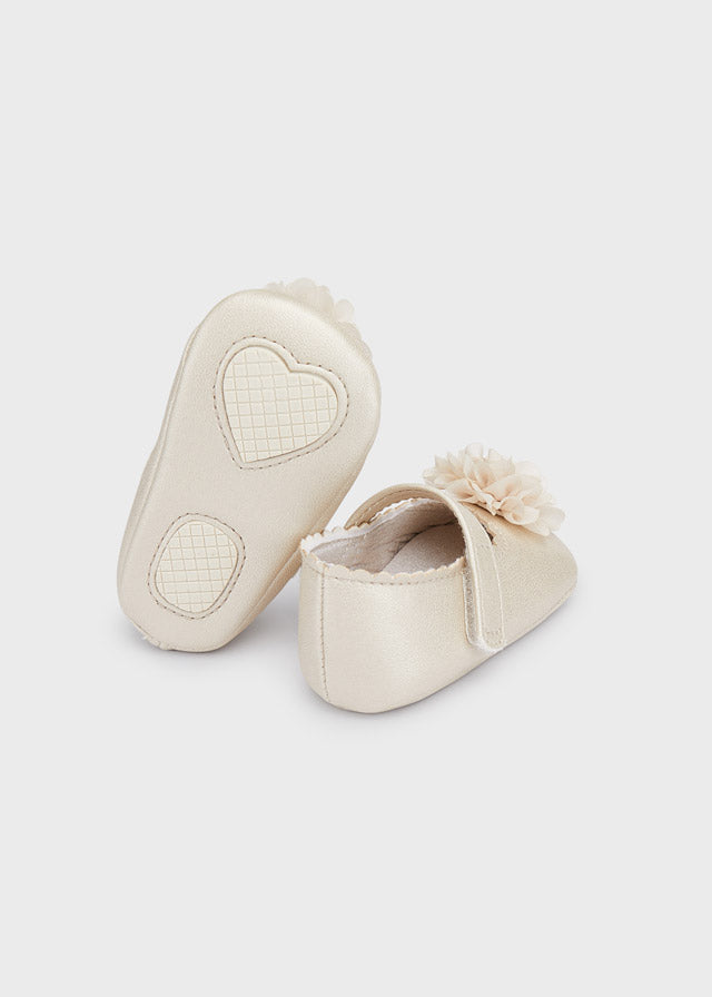 Mayoral Cream shoes with flower newborn/reborn baby girl
